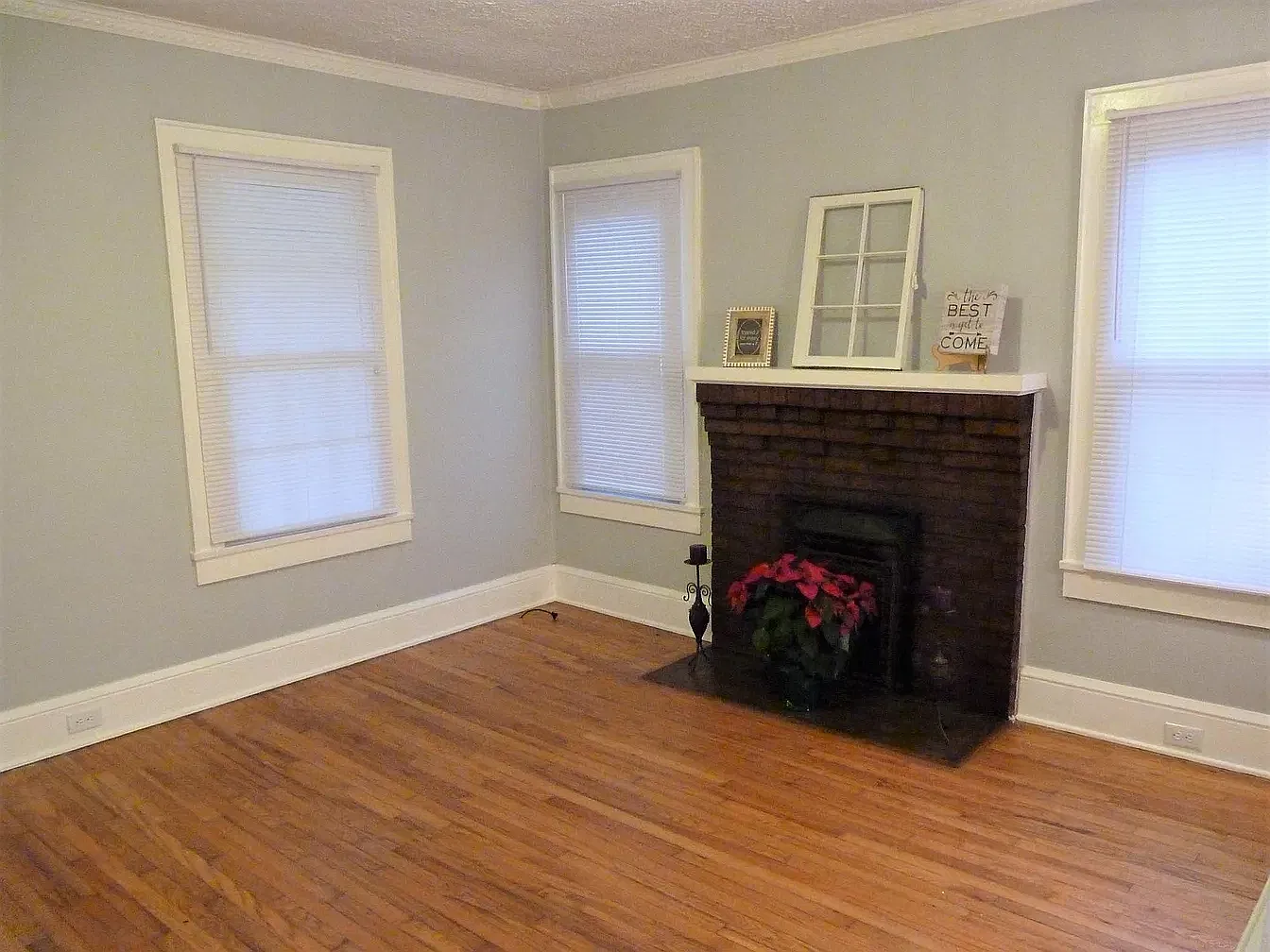2 bed, 940 sqft, $1,795 — Photo 2