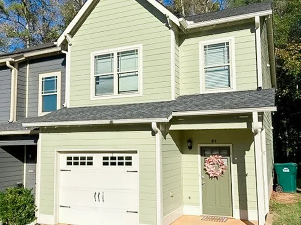 407 Northlake Dr Unit F1, Carrollton, GA 30117