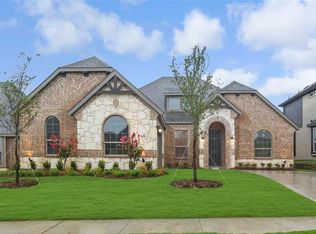 123 Red Pine Dr, Red Oak, TX 75154