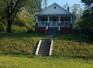 3506 Blackberry Rd, Martinsville, VA 24055