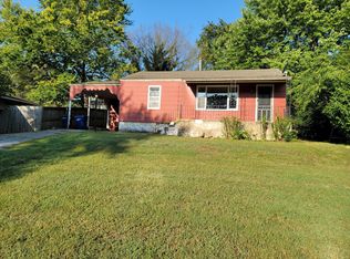 1617 Garfield Ave, Baxter Springs, KS 66713