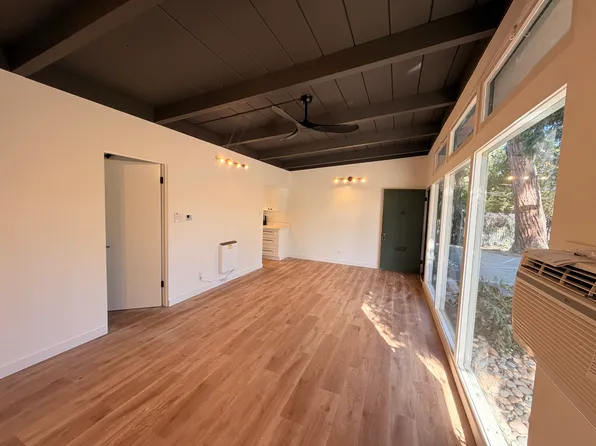 2136 Wellesley St #2136, Palo Alto, CA 94306