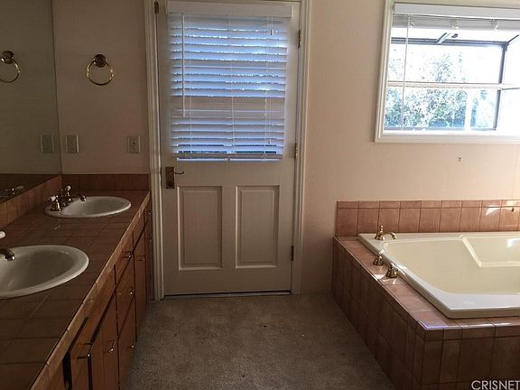2nd image of 5141 Varna Ave
