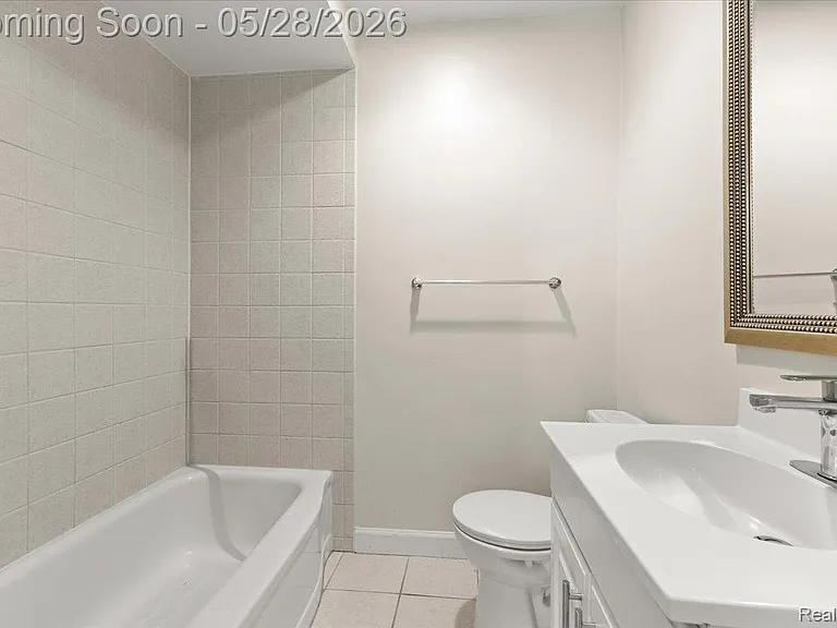 1313 Royal Ave — Photo 14