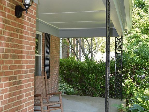 2nd image of 8479 Denallen Dr