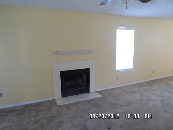 3rd image of 13946 Cantwell Dr
