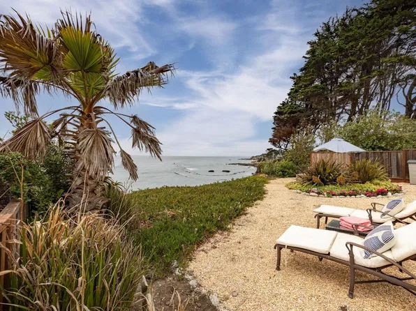 100 Beach St #A, Moss Beach, CA 94038
