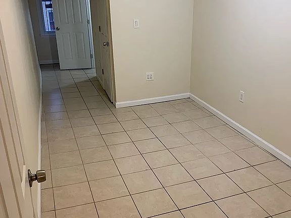 4th image of 84 Market St #9