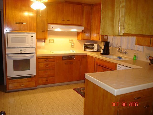 NEW KITCHEN APPLIANCES