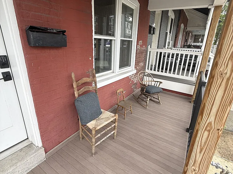 155 N Broad St — Photo 2