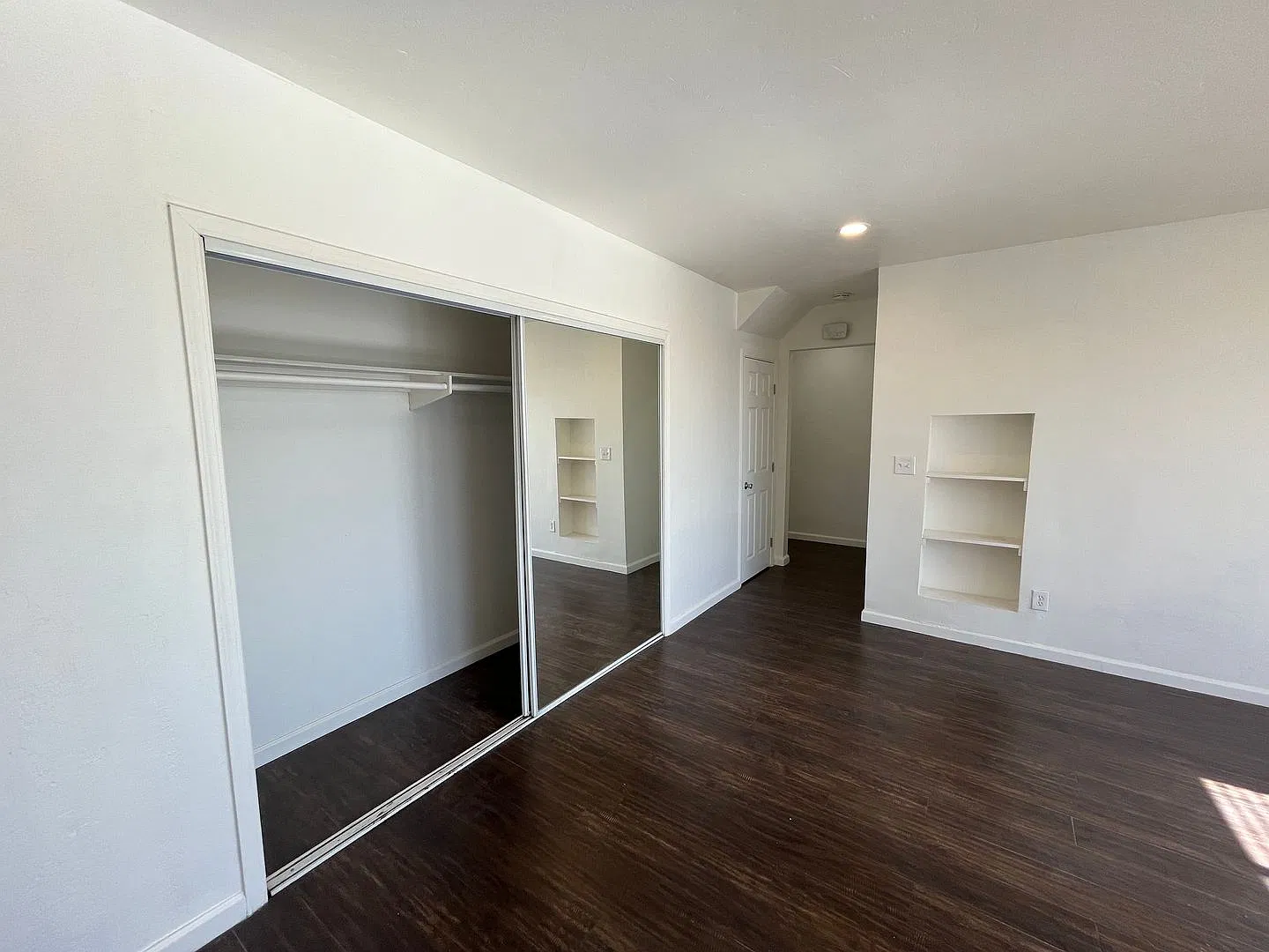 Spacious Studio with Archways, Kitchen Island, Onsite Laundry, and Natural Light! — Photo 3
