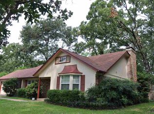 1910 Miller Dr, Tyler, TX 75701