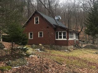 5591 Route 447, Canadensis, PA 18325