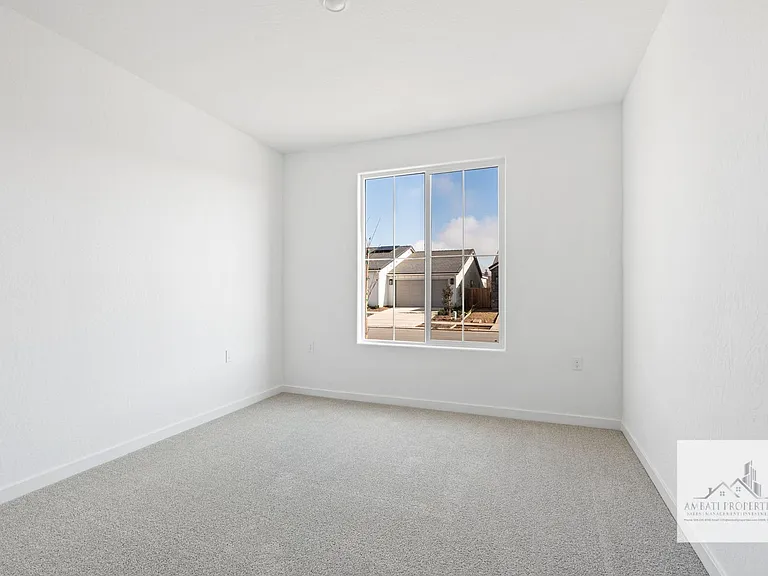 2272 N Duke Ave — Photo 8