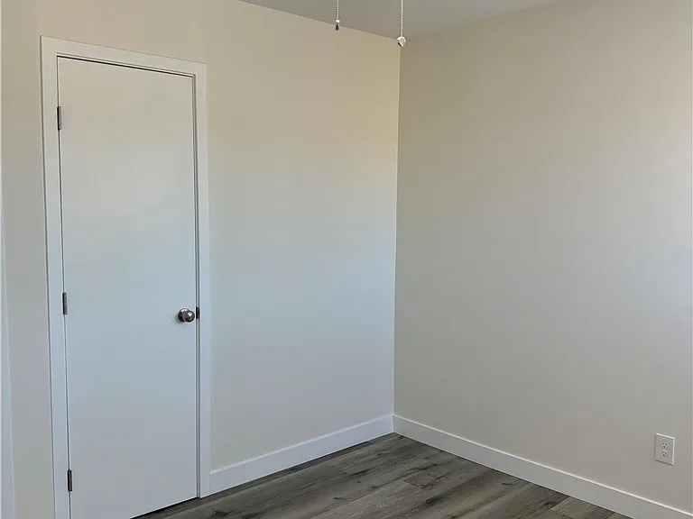 9966 Locust Ave — Photo 22