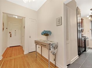 7716 Austin Street #2K, Forest Hills, NY 11375