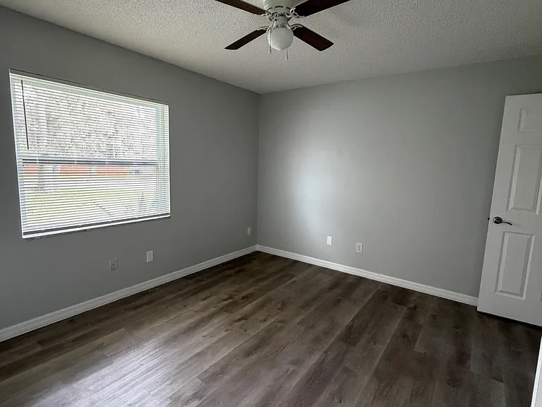 4720 E Linebaugh Ave — Photo 22