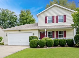 441 Cambridge Ave, Elburn, IL 60119