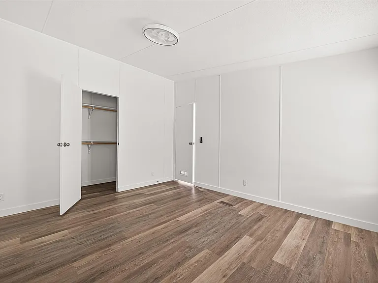 6018 Barney Ln — Photo 28