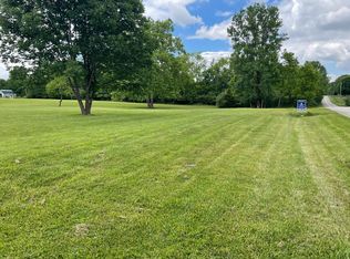 E Lake Shore Dr, Hillsboro, OH 45133