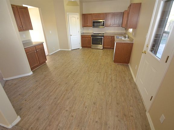 3rd image of 7101 Mesa Del Oro