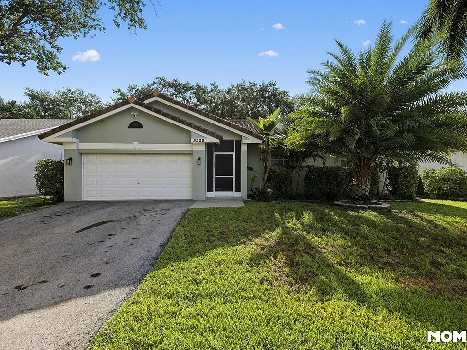 5309 NW 98th Ter