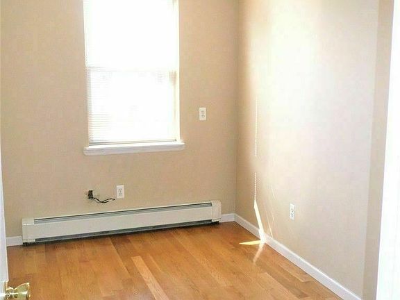 5th image of 266 18th St #3A