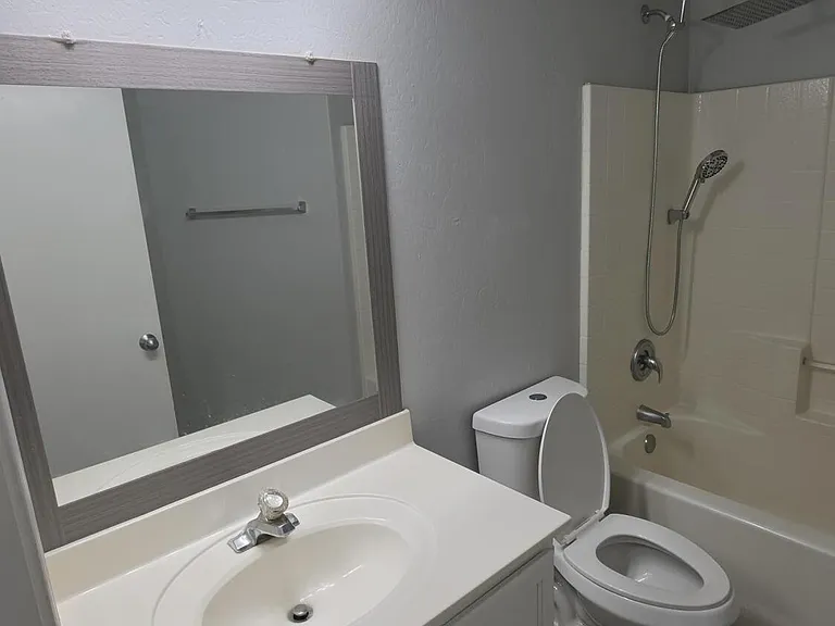 13201 W Mauna Loa Ln — Photo 28
