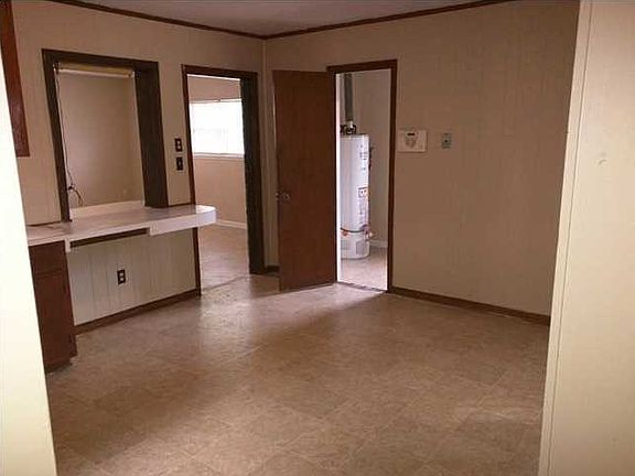 2nd image of 3138 Dobbs Dr