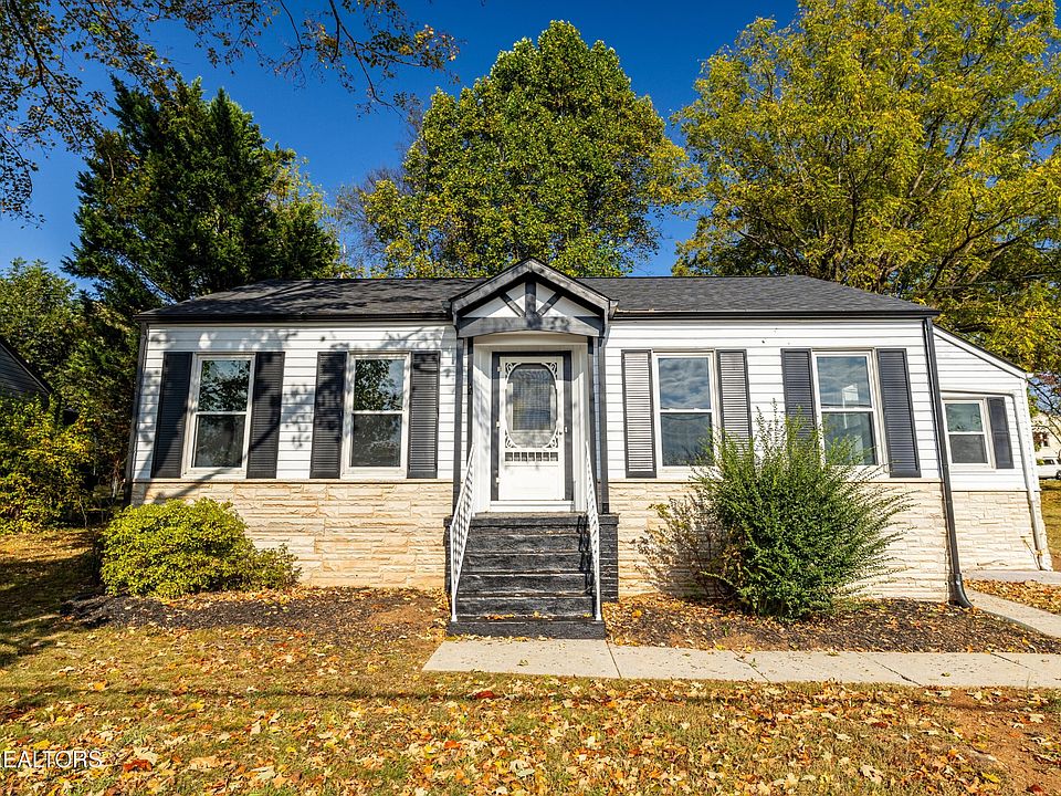 1st image of 1309 Everett Ave