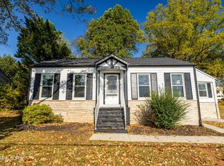 1309 Everett Ave, Maryville, TN 37804