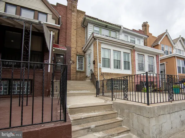 764 Herkness St, Philadelphia, PA 19124