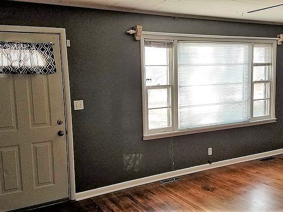3rd image of 6837 SE Kiwi Ln