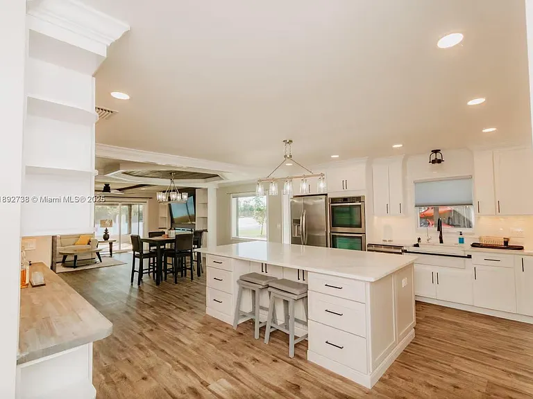 9675 SW Anchor Dr — Photo 20
