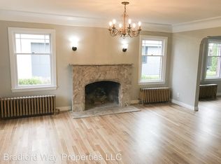 4714A 38th Ave SW, Seattle, WA 98126