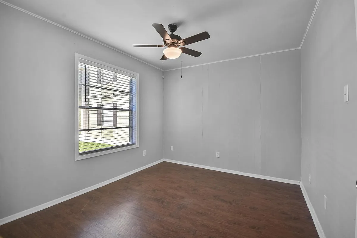 Unit Photo - 1510 Broadmoor Dr #D
