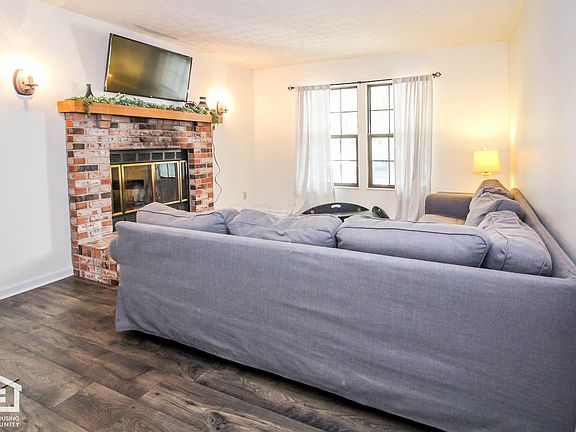 2nd image of 5075 Wild Cherry Ln