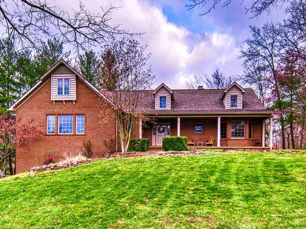 10348 Oglesby Dr, Evansville, IN 47720