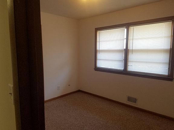 4th image of 3211 Seward Ave APT 3