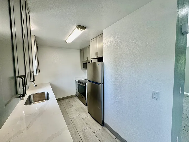 1741 B St #1 — Photo 3