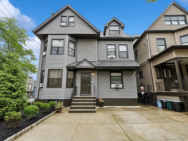 350 Arlington Ave — Photo 9