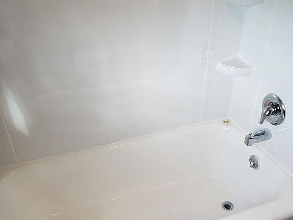 3rd image of 1301 Virginia Ave APT 5