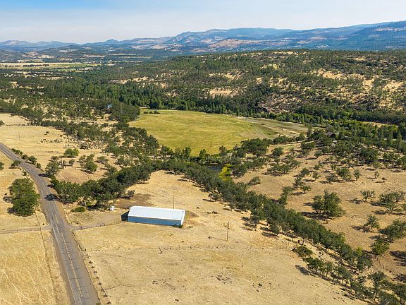 5th image of 4001 S Fork Little Butte Creek Rd