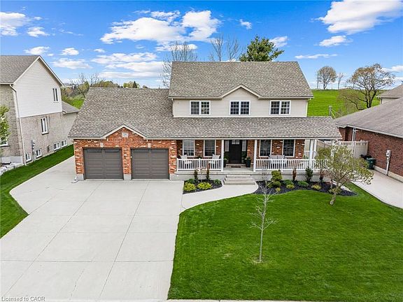 2nd image of 28 Rhine Meadow Rd