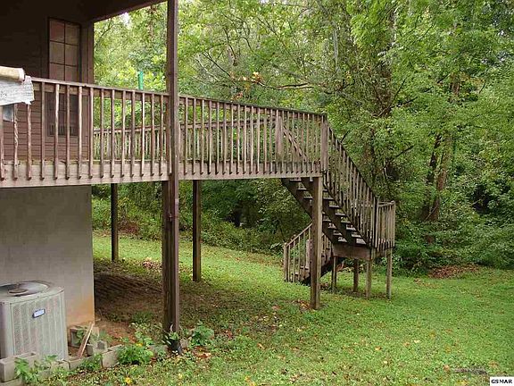 3rd image of 2322 Arch Rock Dr