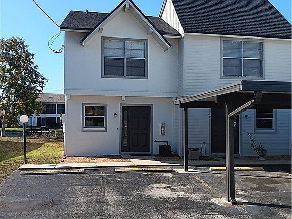 2nd image of 1300 SE 7th St APT 101