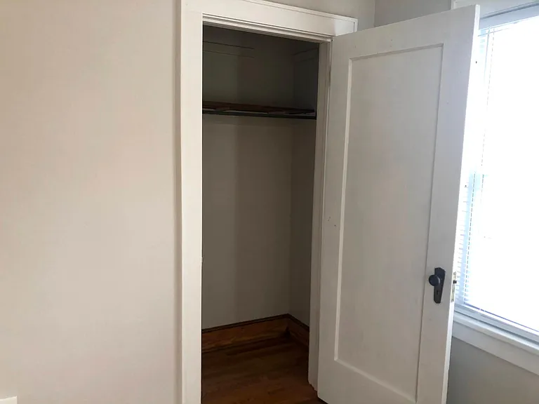 132 N Broad St — Photo 12