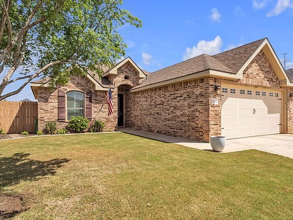 2nd image of 6102 Valley View St