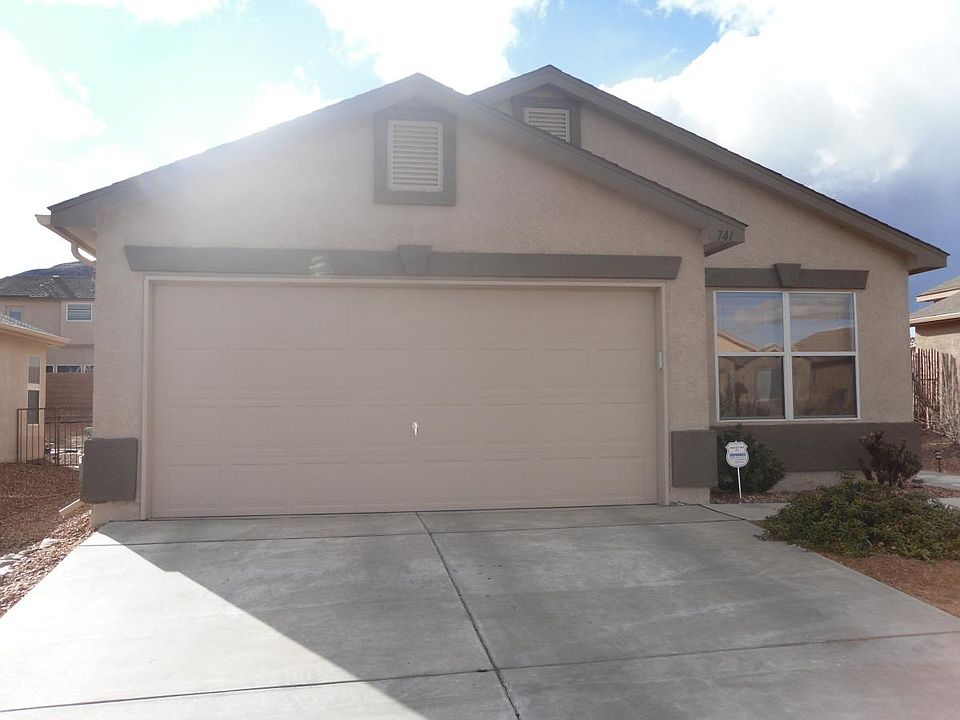 1st image of 741 Deerbrush Ct SW