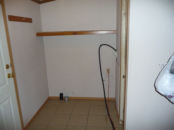 4th image of 5400 Ben St
